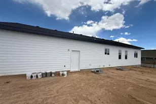 1453 W 975 S, Vernal, UT 84078 - Photo 4