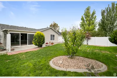 5546 N Ardennes Way, Stansbury Park, UT 84074 - Photo 4