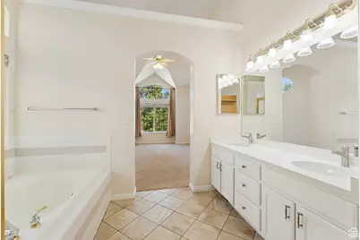 889 W Rockhill Point Cv, Taylorsville, UT 84123 - Photo 46