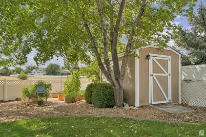 889 W Rockhill Point Cv, Taylorsville, UT 84123 - Photo 98