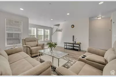 3839 W Mossmorran Ln, Taylorsville, UT 84129 - Photo 8