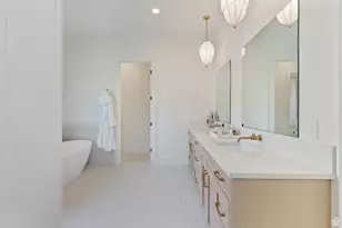 4881 S Holladay Blvd, Holladay, UT 84117 - Photo 30