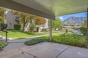 5820 S Waterbury Way, Murray, UT 84121 - Photo 4