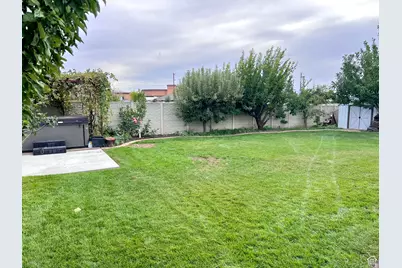 553 W 1880 S, Woods Cross, UT 84087 - Photo 24