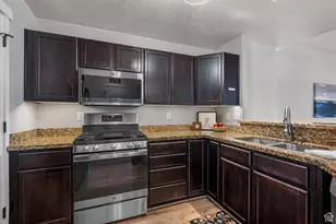 4276 S Main St, Murray, UT 84107 - Photo 6