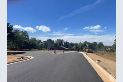 2885 E Mosley Ct N #10, Layton, UT 84040 - Photo 2