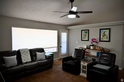 250 S Donlee Dr #J, Saint George, UT 84770 - Photo 8