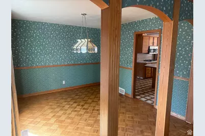 2650 E Willow Wick Dr, Sandy, UT 84093 - Photo 12