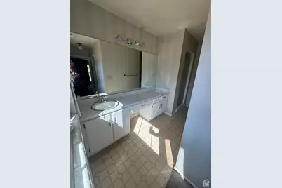 2650 E Willow Wick Dr, Sandy, UT 84093 - Photo 24