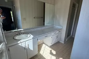 2650 E Willow Wick Dr, Sandy, UT 84093 - Photo 24