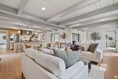 1370 E Oakmont Ln, Fruit Heights, UT 84037 - Photo 10