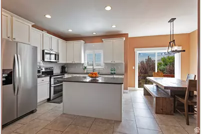 3477 N Bear Hollow Way, Lehi, UT 84043 - Photo 10