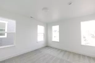 1447 W Skyline Dr, Saratoga Springs, UT 84045 - Photo 10