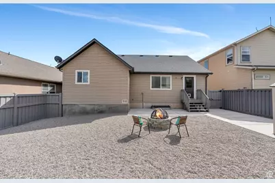 3701 E Gullane Rd, Eagle Mountain, UT 84005 - Photo 26