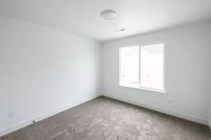 1459 W Skyline Dr, Saratoga Springs, UT 84045 - Photo 2