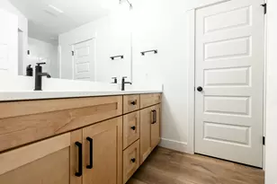 1459 W Skyline Dr, Saratoga Springs, UT 84045 - Photo 6