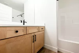 1459 W Skyline Dr, Saratoga Springs, UT 84045 - Photo 4