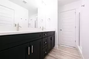 1451 W Skyline Dr, Saratoga Springs, UT 84045 - Photo 16