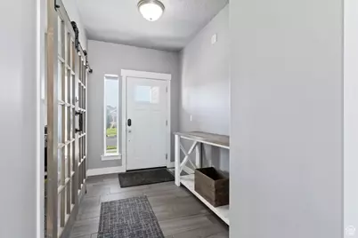 7464 W Hall Crossing Dr S, Herriman, UT 84096 - Photo 4