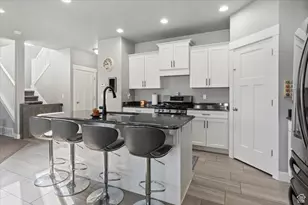 7464 W Hall Crossing Dr S, Herriman, UT 84096 - Photo 10