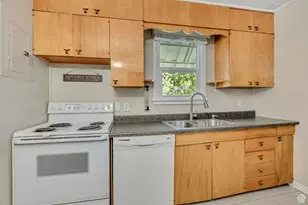 965 E 39th St, South Ogden, UT 84403 - Photo 8