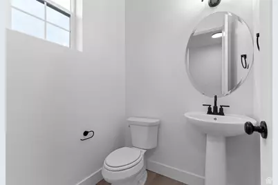 3186 W 2600 N, Clinton, UT 84015 - Photo 16