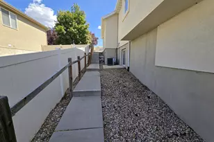 1592 S 790 W, Payson, UT 84651 - Photo 32