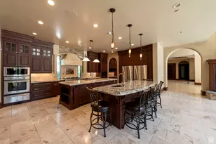 2318 E Walker Ln, Holladay, UT 84117 - Photo 18