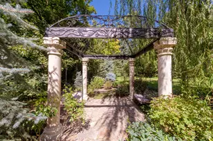 2318 E Walker Ln, Holladay, UT 84117 - Photo 6