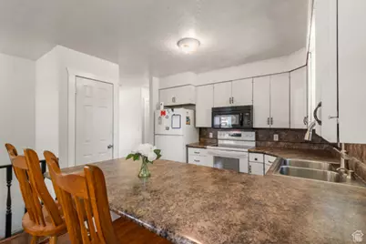 290 W Apple Blossom Way, Salem, UT 84653 - Photo 12