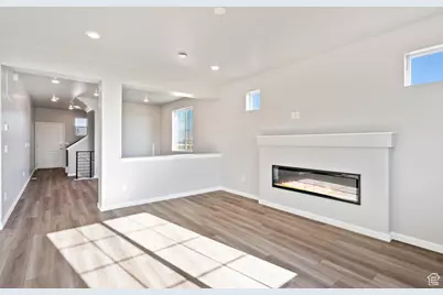 43 E Broadway Dr #1038, Saratoga Springs, UT 84045 - Photo 8