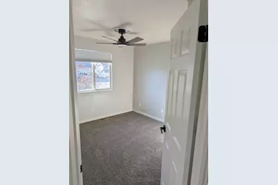 2164 W 2265 N, Clinton, UT 84015 - Photo 10