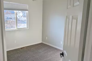 2164 W 2265 N, Clinton, UT 84015 - Photo 10