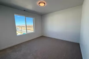 2069 W Leapfrog Rd, Eagle Mountain, UT 84005 - Photo 12