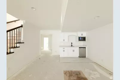 4306 N Cortona Ln #312, Lehi, UT 84048 - Photo 12