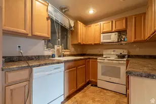 4646 W Huntington Rd, West Valley, UT 84120 - Photo 6