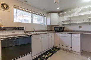 4646 W Huntington Rd, West Valley, UT 84120 - Photo 18