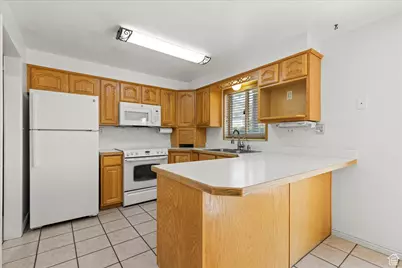 1322 N Smelter Rd E, Tooele, UT 84074 - Photo 8