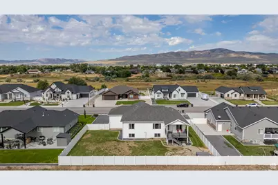 408 N 775 E, Tremonton, UT 84337 - Photo 48