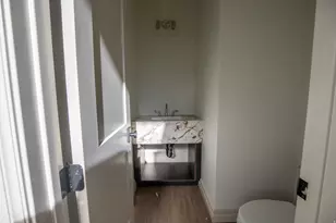 443 W 400 N, Salt Lake City, UT 84103 - Photo 16