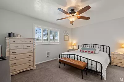 162 S 3rd St E, Preston, ID 83263 - Photo 10