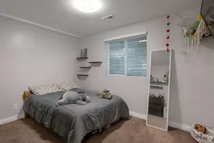 1927 N 450 W, Centerville, UT 84014 - Photo 18