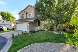 1927 N 450 W, Centerville, UT 84014 - Photo 2