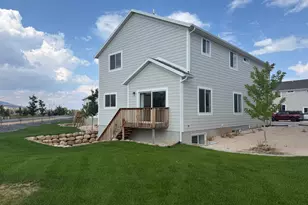 2229 S Beachcomber Ln, Garden City, UT 84028 - Photo 2