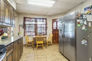 393 E Center, Springville, UT 84663 - Photo 8