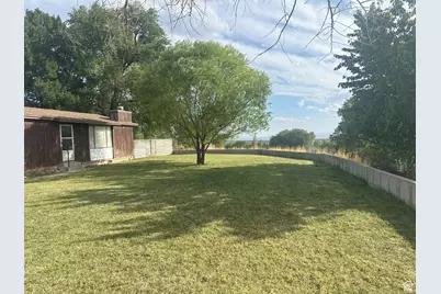 709 W Highway 193, Layton, UT 84041 - Photo 6