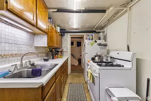 393 E Center St, Springville, UT 84663 - Photo 16