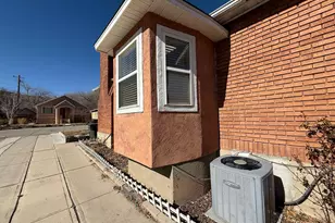 73 Garden St, Helper, UT 84526 - Photo 4