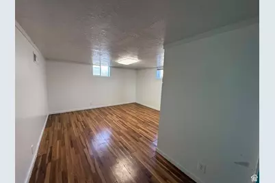 73 Garden St, Helper, UT 84526 - Photo 32