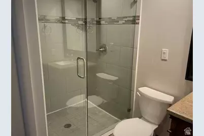 2712 E 7115 S, Cottonwood Heights, UT 84121 - Photo 12